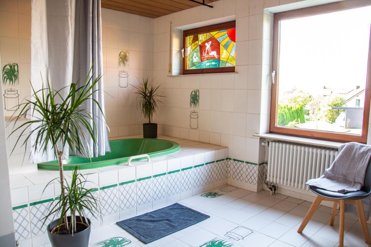 Gemuetliche Galerie-Wohnung In Biberach Biberach an der Riß Kültér fotó